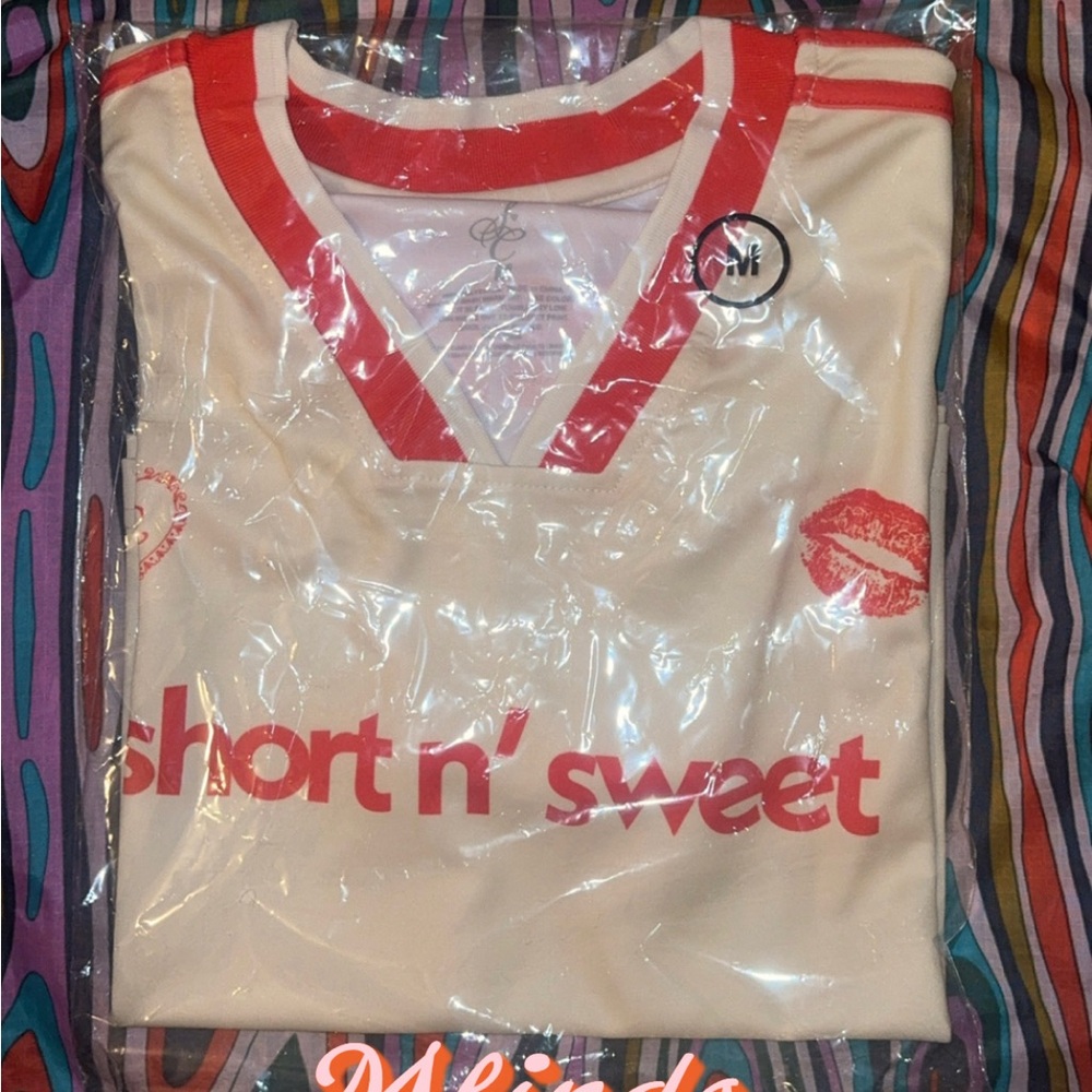 Short n sweet jersey new size medium ! Sabrina carpenter